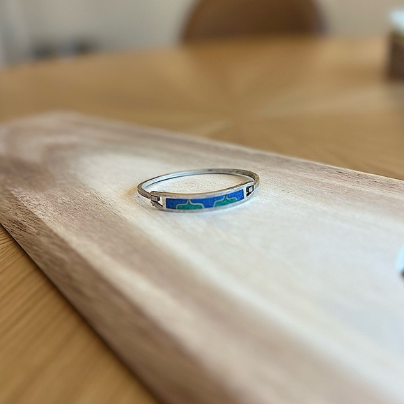 Vintage Alpaca Mexico Bangle with Inlay Design - Picture 2 of 4